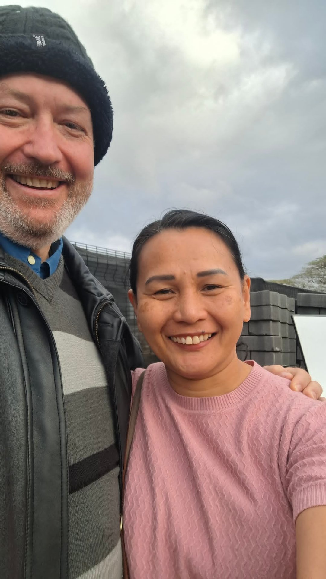 Neil and Bam Vercueil, the husband-and-wife team behind HiFive Pool Care